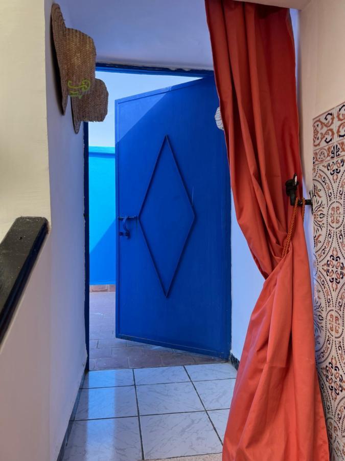 Maison Riad Traditionnel Idealement Situe A Marrakech Marraquexe Exterior foto
